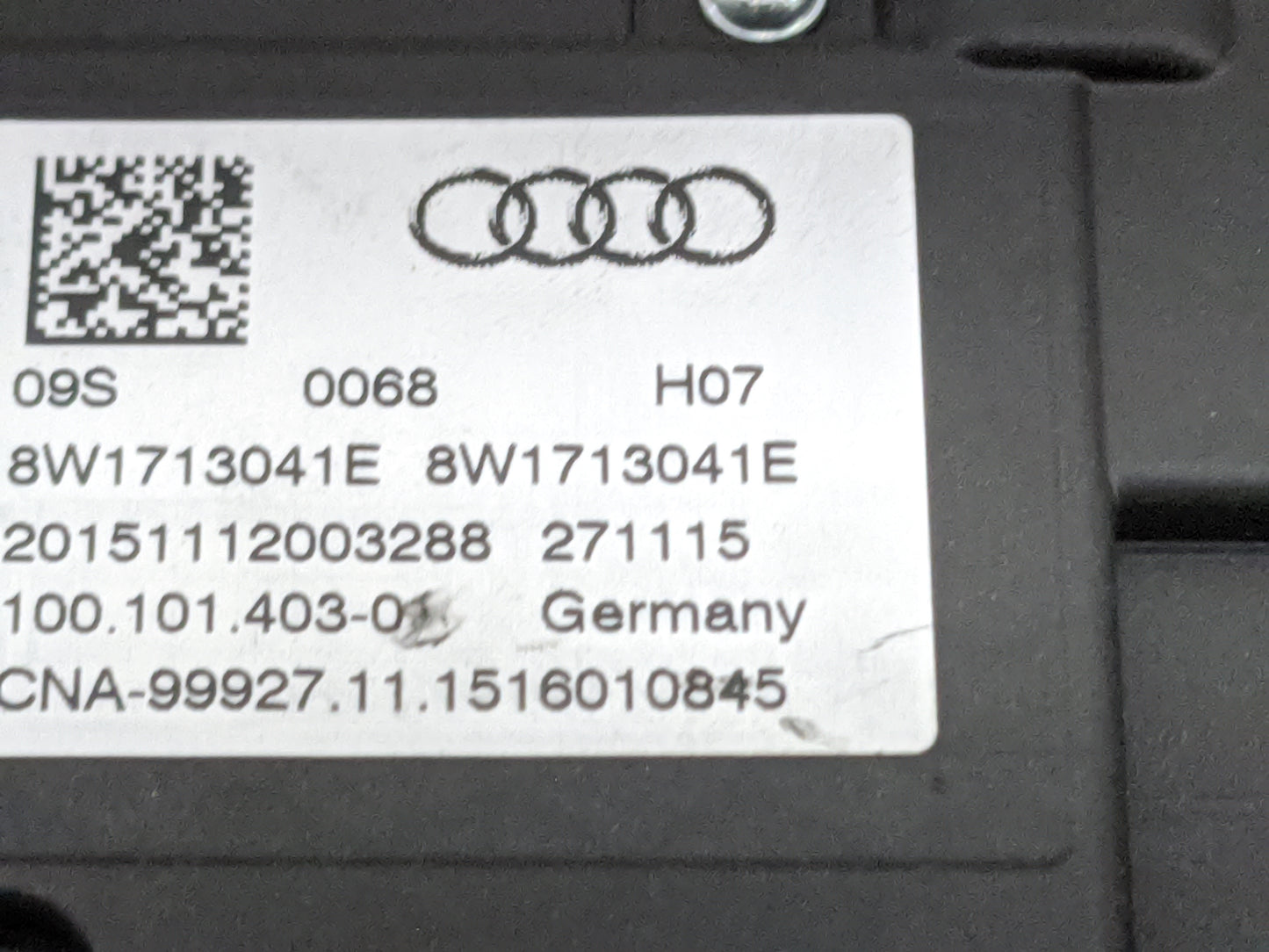 2017 Audi A4 Floor Console Assembly Shifter 1478614 - Oemusedautoparts1.com