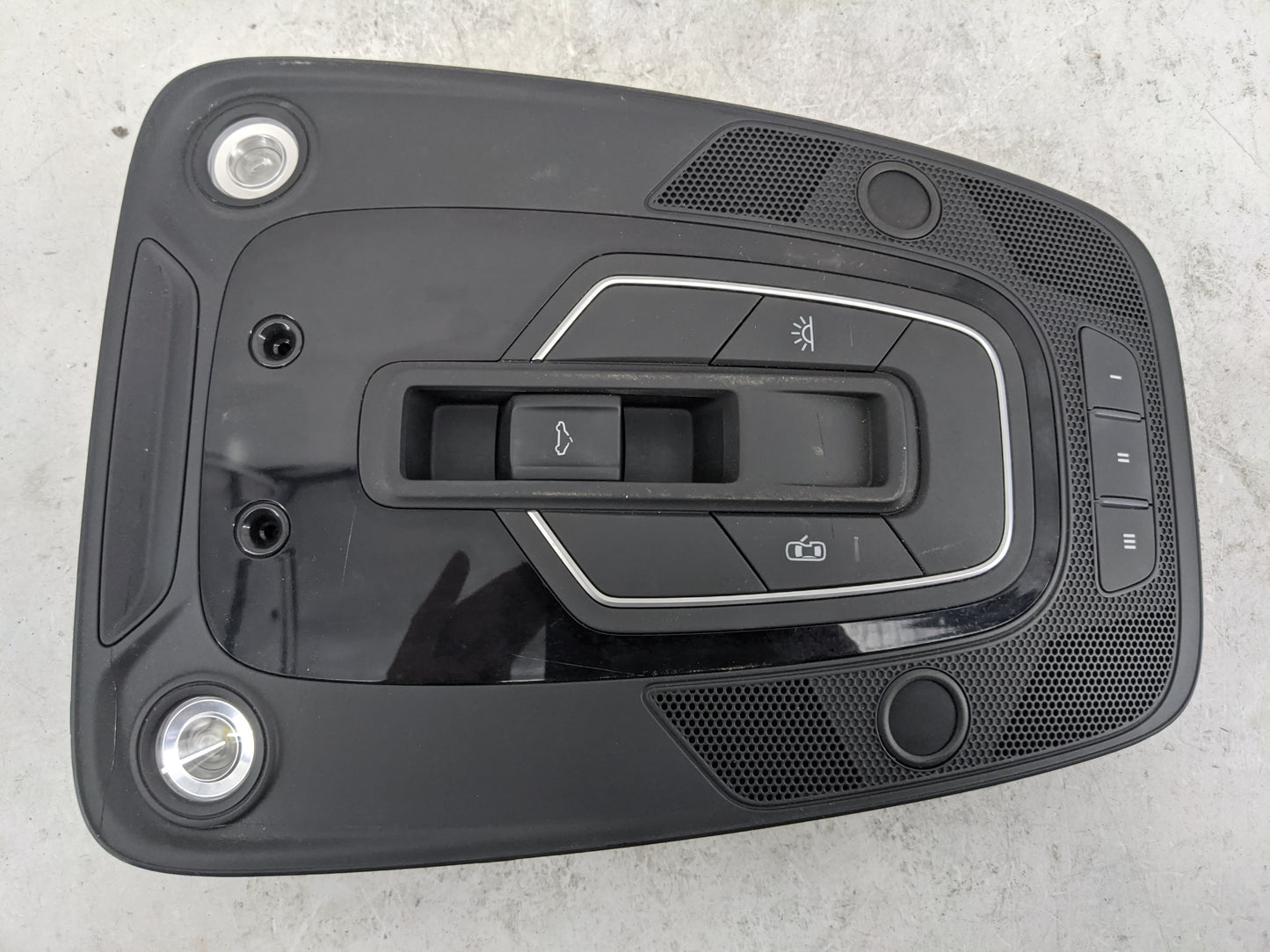 2017-2018 Audi A4 Overhead Roof Console Black - Oemusedautoparts1.com