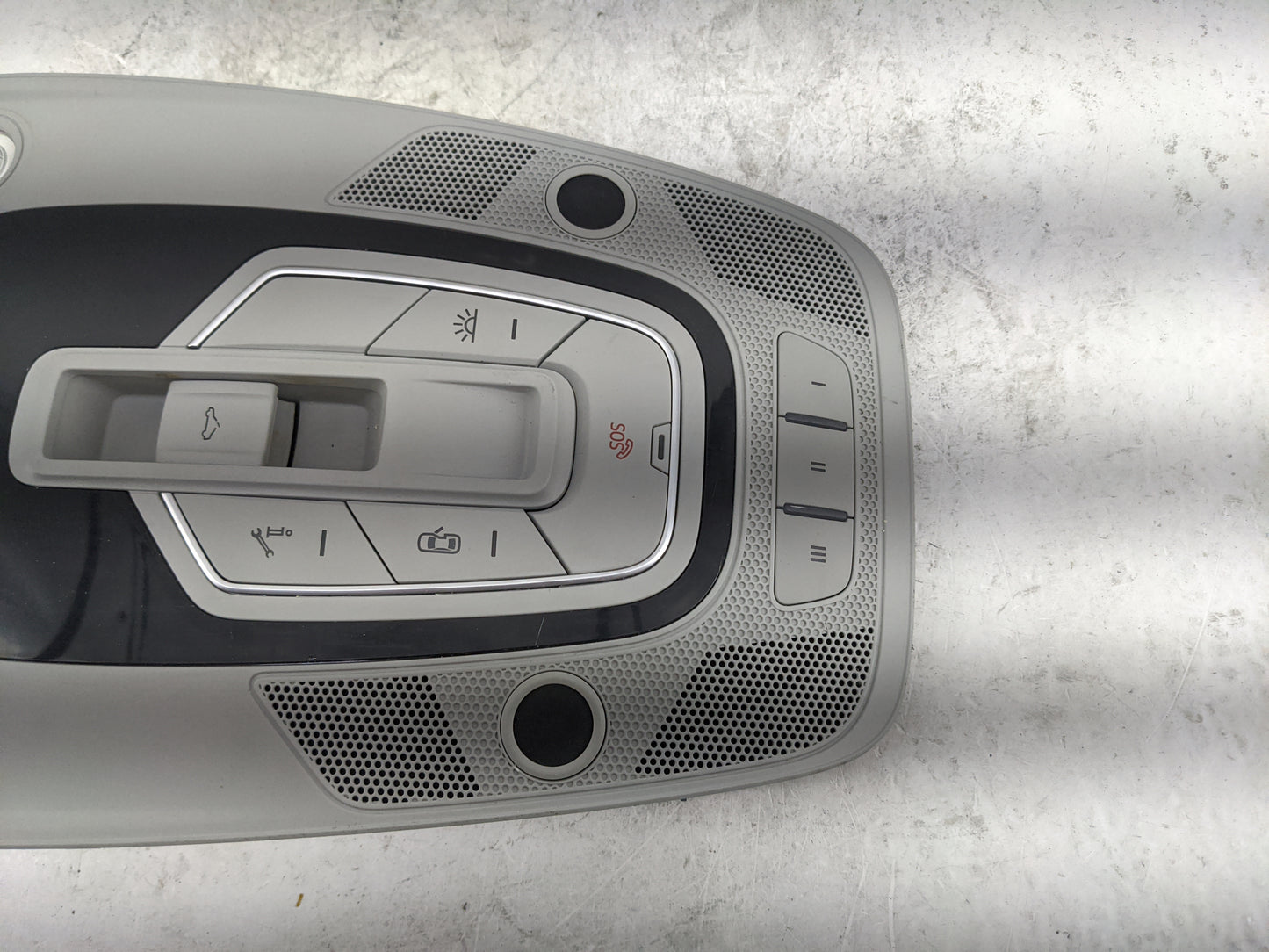 2017-2018 Audi A4 Overhead Roof Console Interior Dome Light Gray - Oemusedautoparts1.com