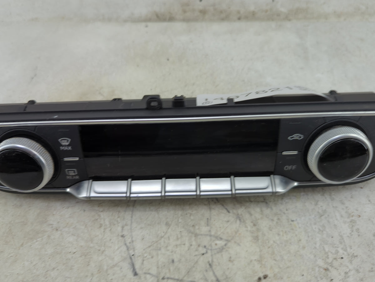 2017-2019 Audi A4 Climate Control Module Temperature AC/Heater Replacement P/N:8W0820043G 8W0.820.043.G Fits OEM Used Auto P
