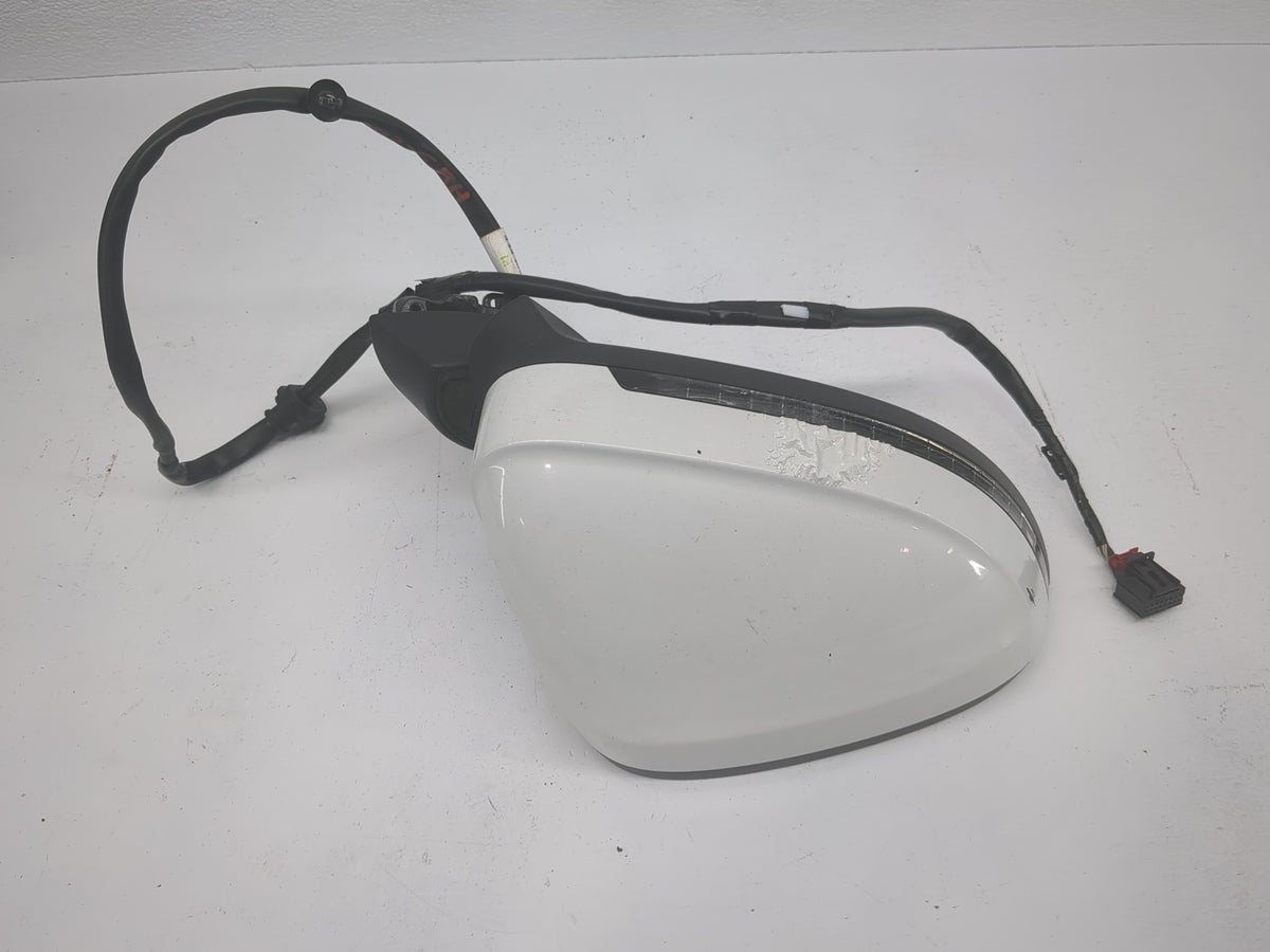 2017-2019 Audi A4 Passenger Side View Mirror - Right Door Mirror OEM Used - Oemusedautoparts1.com