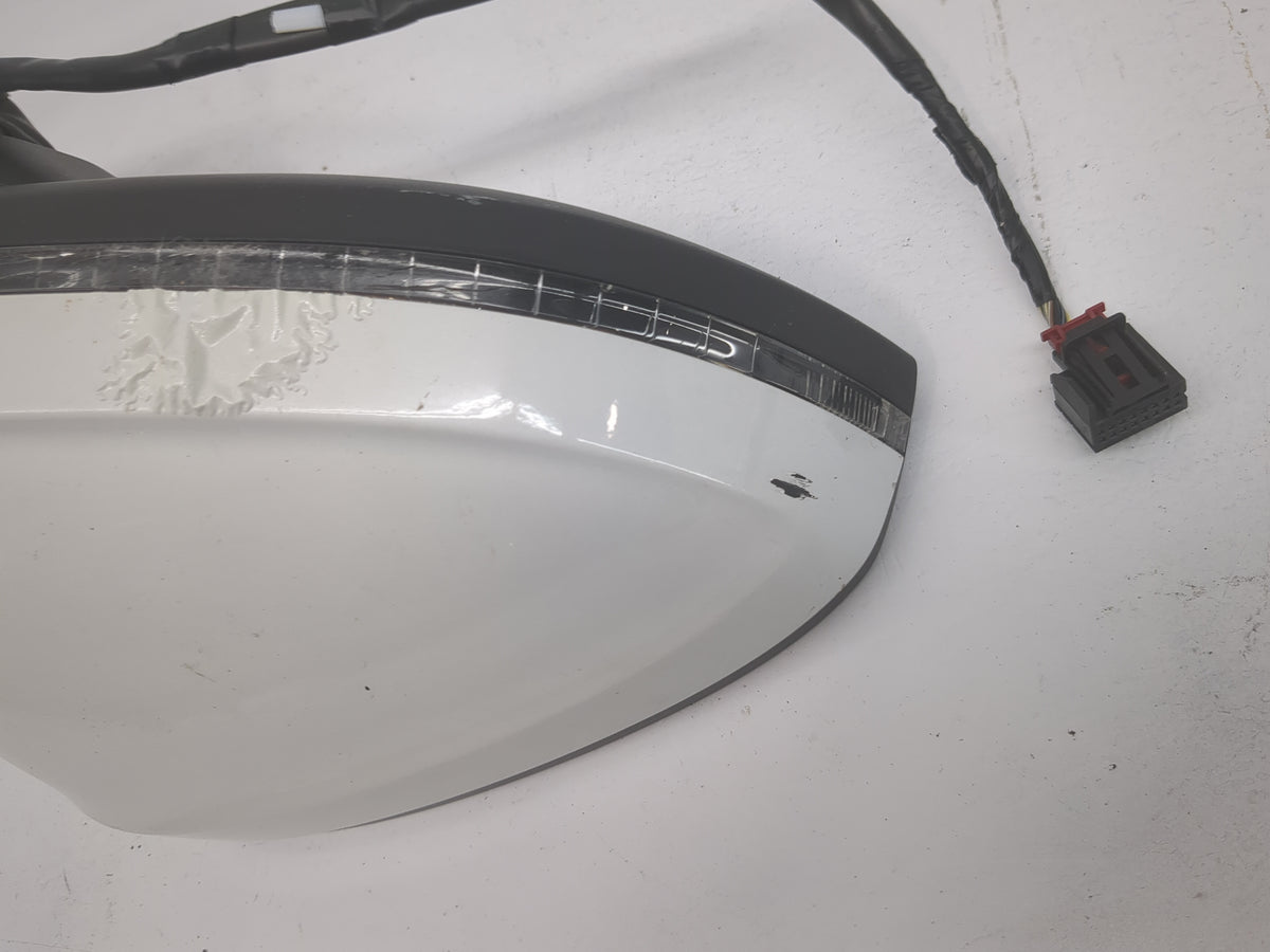 2017-2019 Audi A4 Passenger Side View Mirror - Right Door Mirror OEM Used - Oemusedautoparts1.com