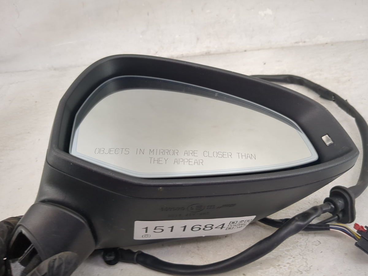 2017-2019 Audi A4 Passenger Side View Mirror - Right Door Mirror OEM Used - Oemusedautoparts1.com