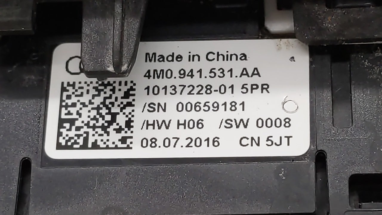 2017 Audi A4 Headlight Head Light Switch Lamp Control - Oemusedautoparts1.com