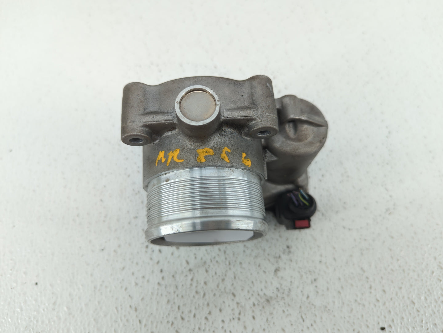 2017 Audi A4 Throttle Body P/N:06K 133 062 M Fits OEM Used Auto Parts - Oemusedautoparts1.com