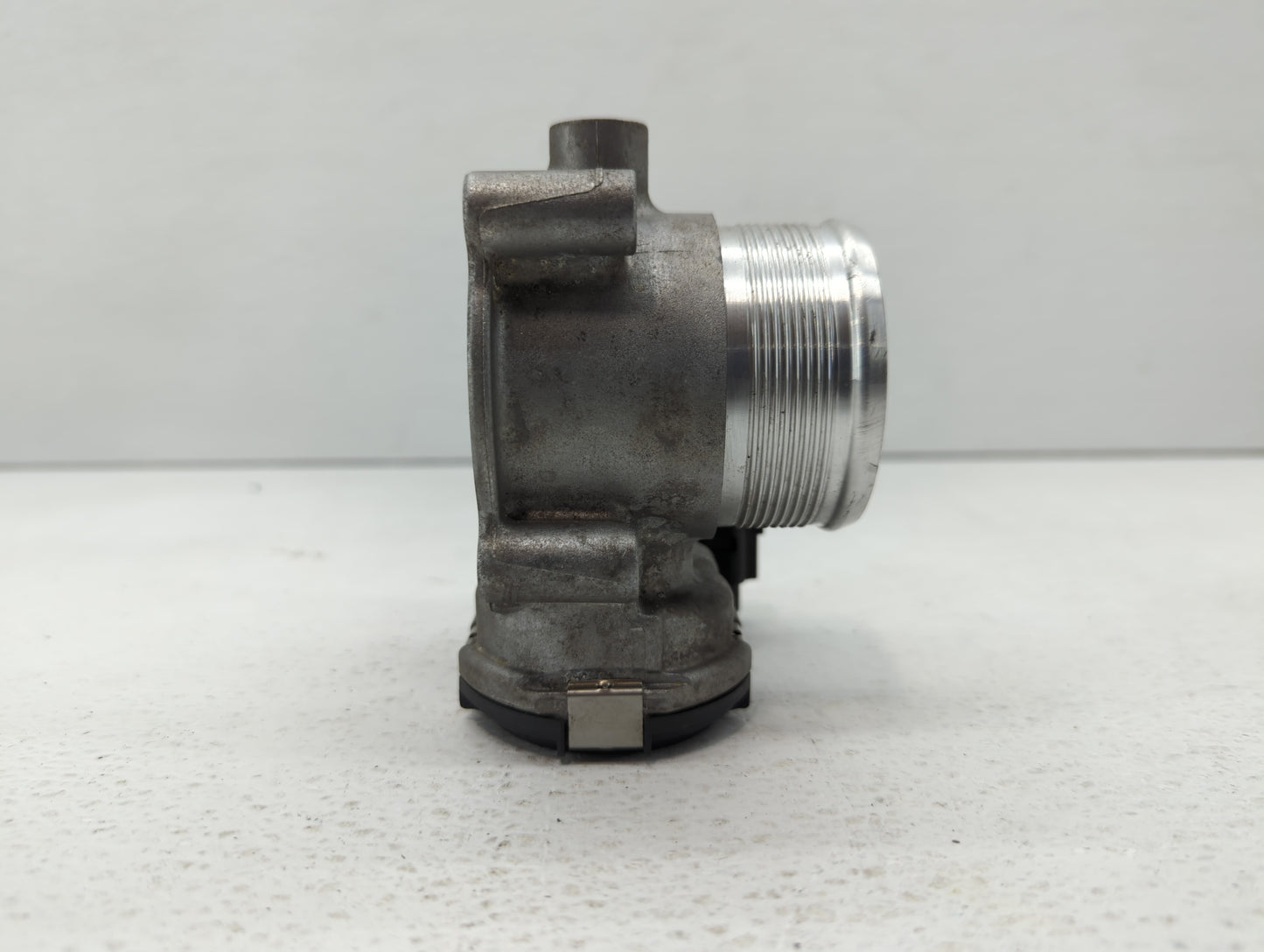 2017-2020 Audi A4 Throttle Body P/N:06K 133 062 AK 06K 133 062 M, 06K 133 062 J Fits Fits 2017 2018 2019 2020 2021 2022 OEM 