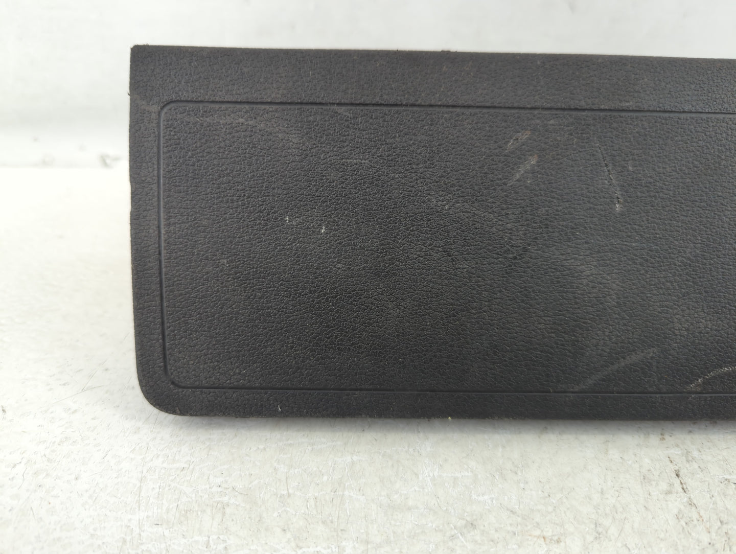 2017-2020 Audi A4 Air Bag Driver Left Knee OEM P/N:0589-P1-0071 3418 7268 B Fits Fits 2017 2018 2019 2020 OEM Used Auto Part