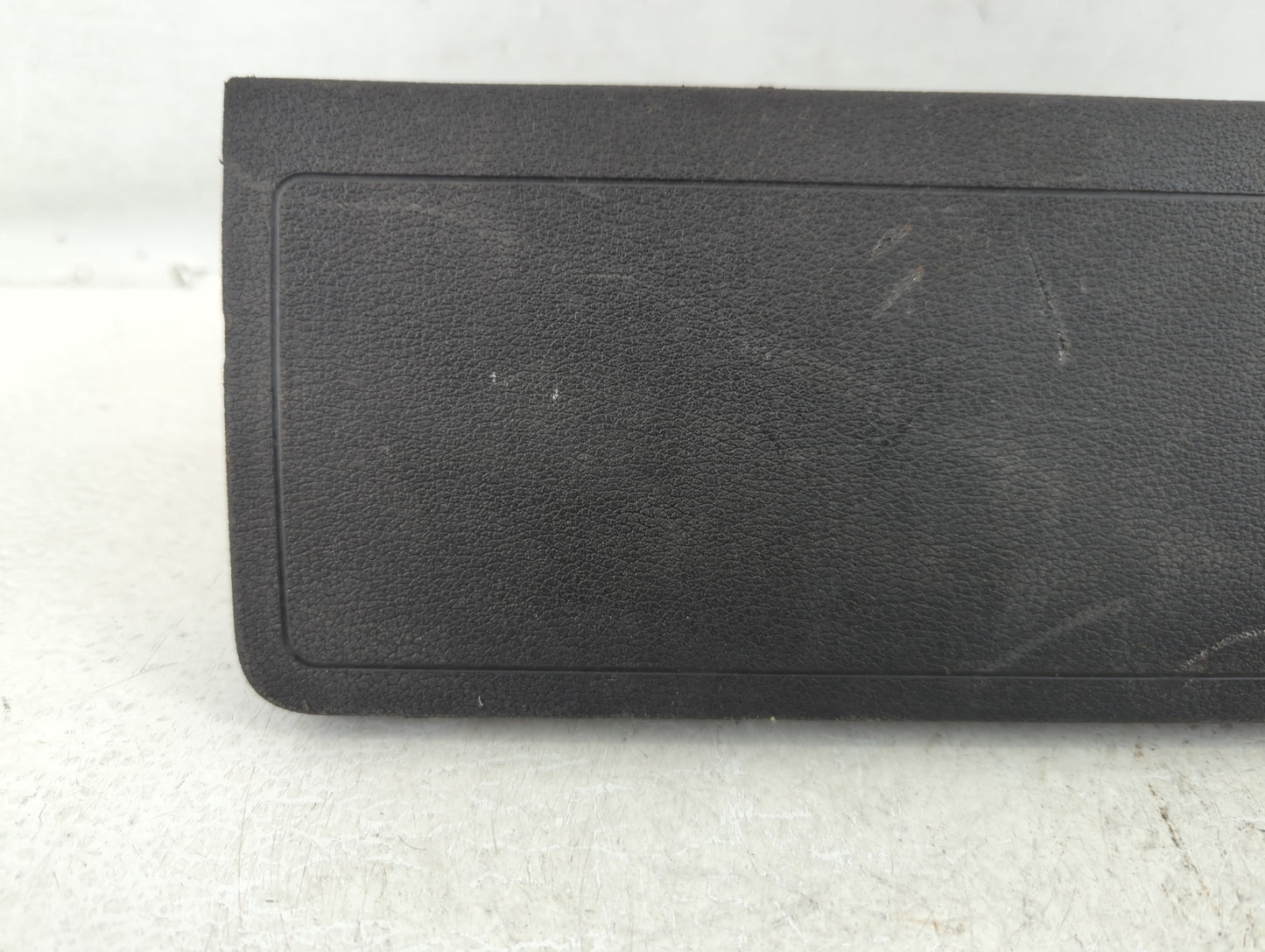 2017-2020 Audi A4 Air Bag Driver Left Knee OEM P/N:0589-P1-0071 3418 7268 B Fits Fits 2017 2018 2019 2020 OEM Used Auto Part