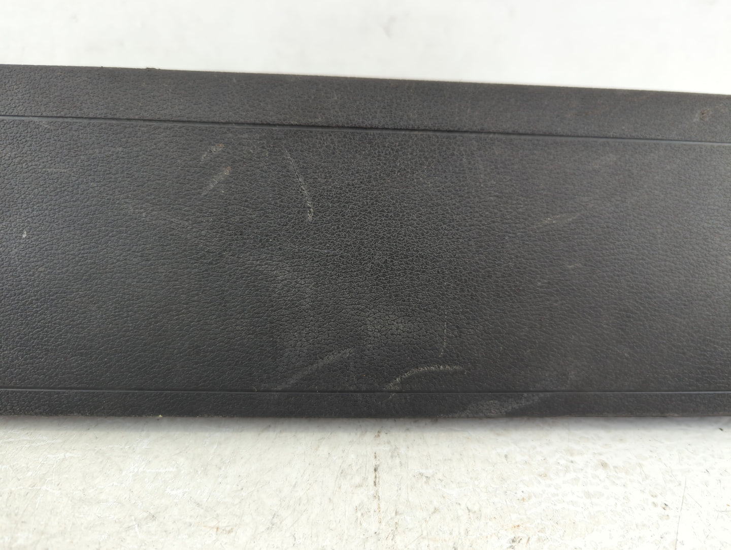 2017-2020 Audi A4 Air Bag Driver Left Knee OEM P/N:0589-P1-0071 3418 7268 B Fits Fits 2017 2018 2019 2020 OEM Used Auto Part