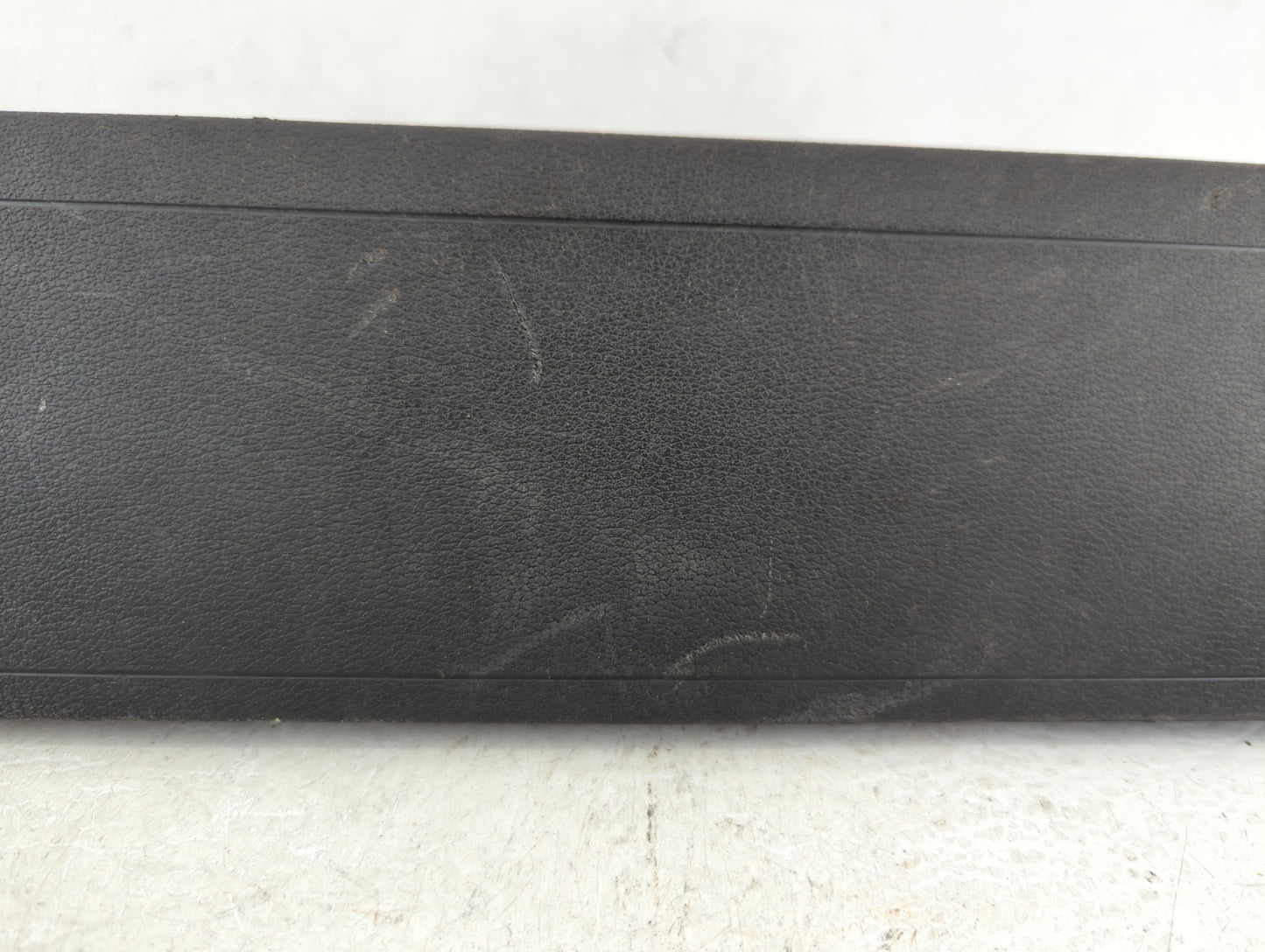 2017-2020 Audi A4 Air Bag Driver Left Knee OEM P/N:0589-P1-0071 3418 7268 B Fits Fits 2017 2018 2019 2020 OEM Used Auto Part