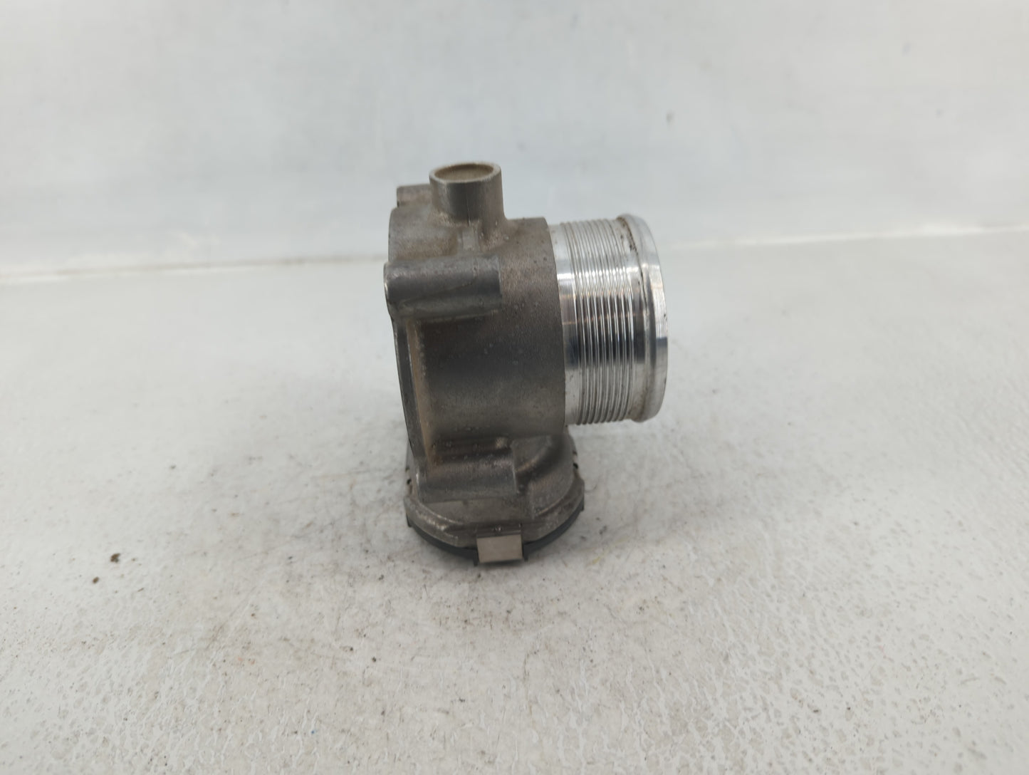 2017-2020 Audi A4 Throttle Body P/N:06K 133 062 J Fits Fits 2017 2018 2019 2020 2021 2022 OEM Used Auto Parts - Oemusedautop