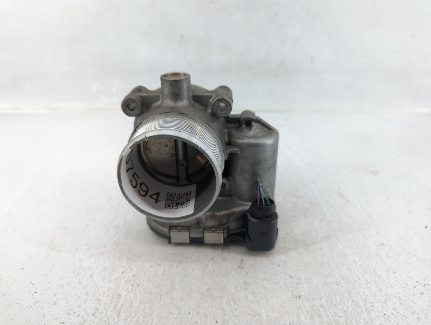 2017-2020 Audi A4 Throttle Body P/N:06K 133 062 M Fits Fits 2017 2018 2019 2020 2021 2022 OEM Used Auto Parts - Oemusedautop