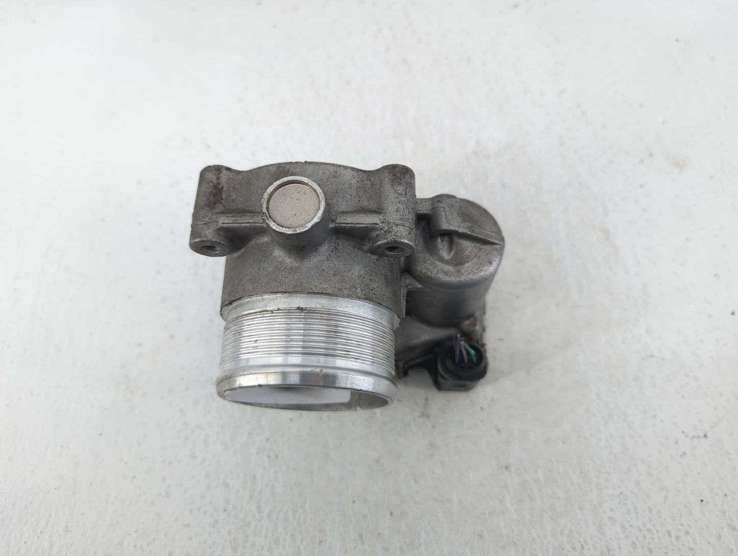 2017-2020 Audi A4 Throttle Body P/N:06K 133 062 M Fits Fits 2017 2018 2019 2020 2021 2022 OEM Used Auto Parts - Oemusedautop
