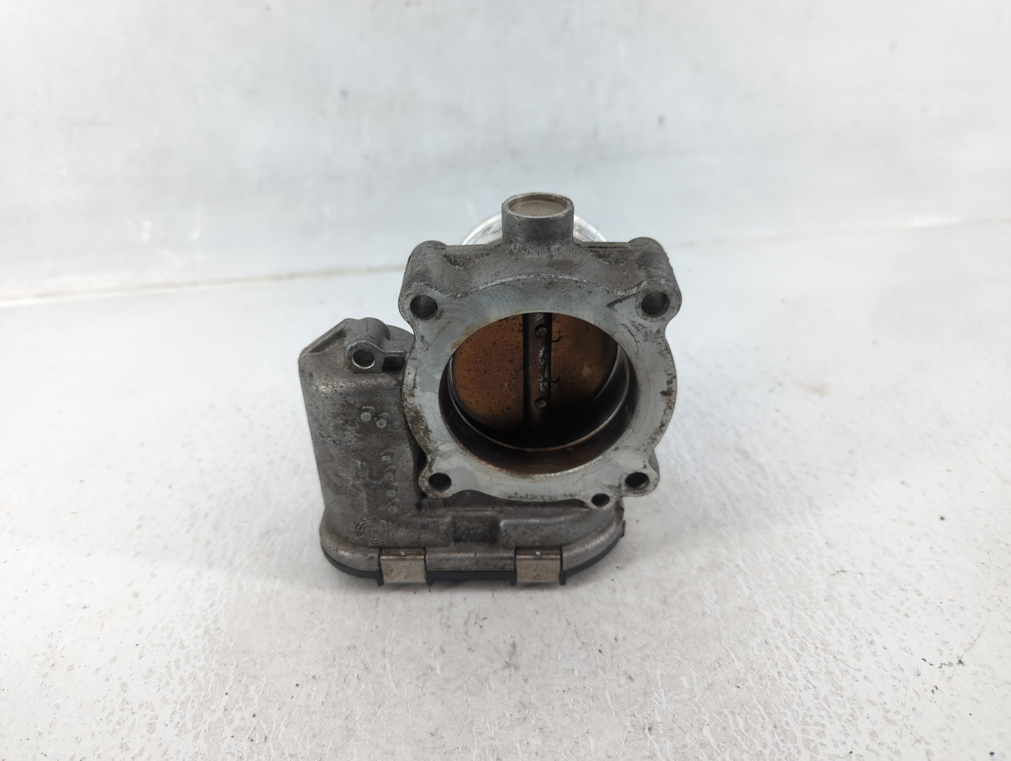 2017-2020 Audi A4 Throttle Body P/N:06K 133 062 M Fits Fits 2017 2018 2019 2020 2021 2022 OEM Used Auto Parts - Oemusedautop