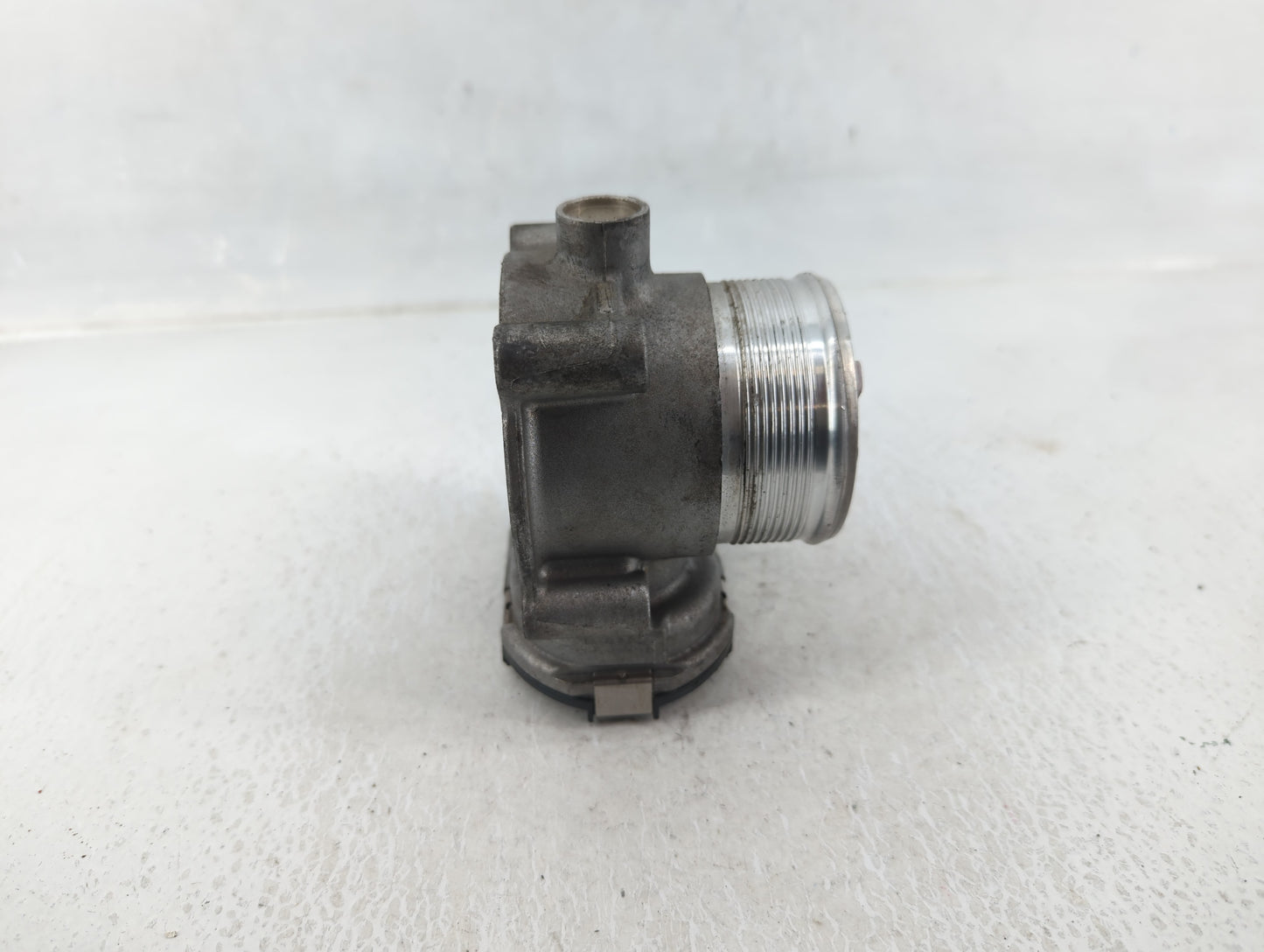 2017-2020 Audi A4 Throttle Body P/N:06K 133 062 M Fits Fits 2017 2018 2019 2020 2021 2022 OEM Used Auto Parts - Oemusedautop