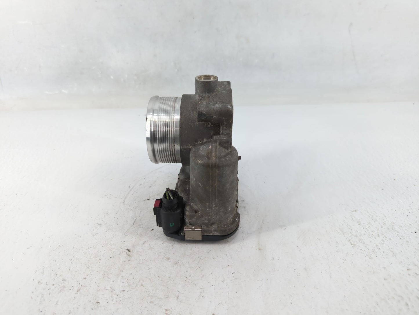 2017-2020 Audi A4 Throttle Body P/N:06K 133 062 M Fits Fits 2017 2018 2019 2020 2021 2022 OEM Used Auto Parts - Oemusedautop