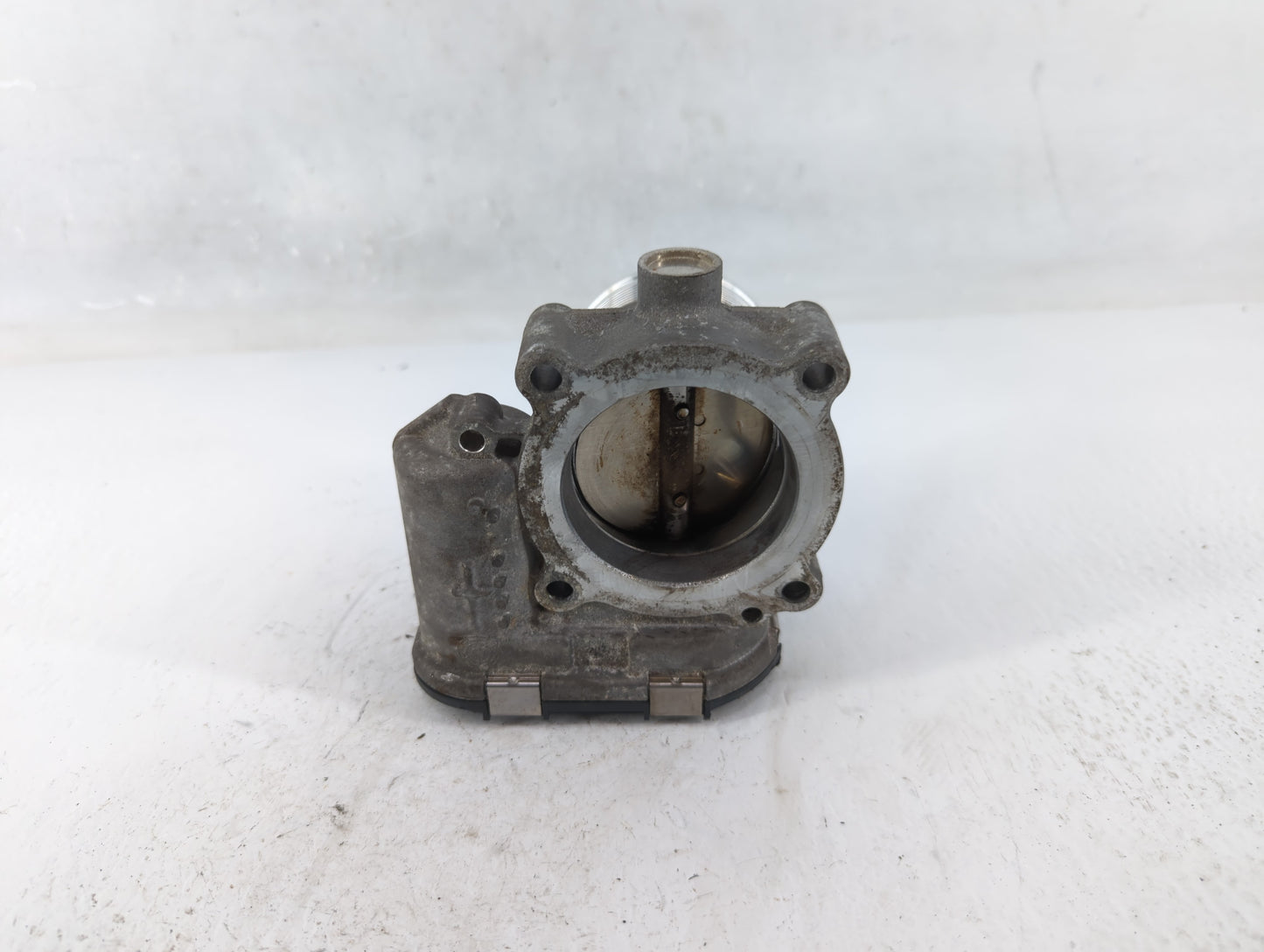 2017-2020 Audi A4 Throttle Body P/N:06K 133 062 M Fits Fits 2017 2018 2019 2020 2021 2022 OEM Used Auto Parts - Oemusedautop