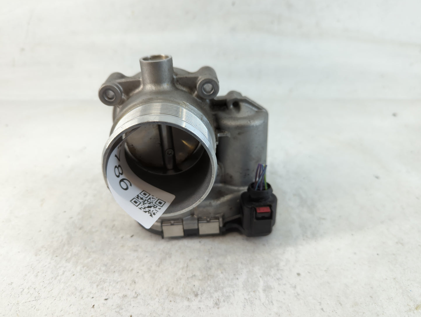 2017-2020 Audi A4 Throttle Body P/N:0 280 750 622 06K 133 062 J Fits Fits 2017 2018 2019 2020 2021 2022 OEM Used Auto Parts 