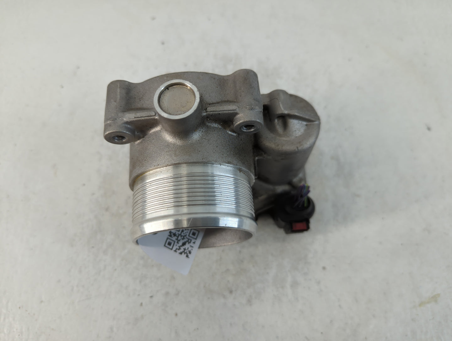 2017-2020 Audi A4 Throttle Body P/N:0 280 750 622 06K 133 062 J Fits Fits 2017 2018 2019 2020 2021 2022 OEM Used Auto Parts 