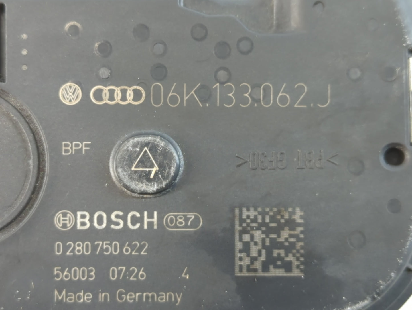 2017-2020 Audi A4 Throttle Body P/N:0 280 750 622 06K 133 062 J Fits Fits 2017 2018 2019 2020 2021 2022 OEM Used Auto Parts 