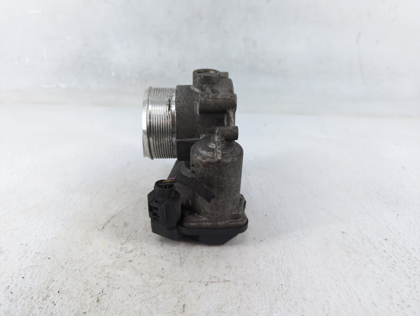 2010-2017 Audi A5 Throttle Body P/N:06F 133 062 Q Fits OEM Used Auto Parts - Oemusedautoparts1.com