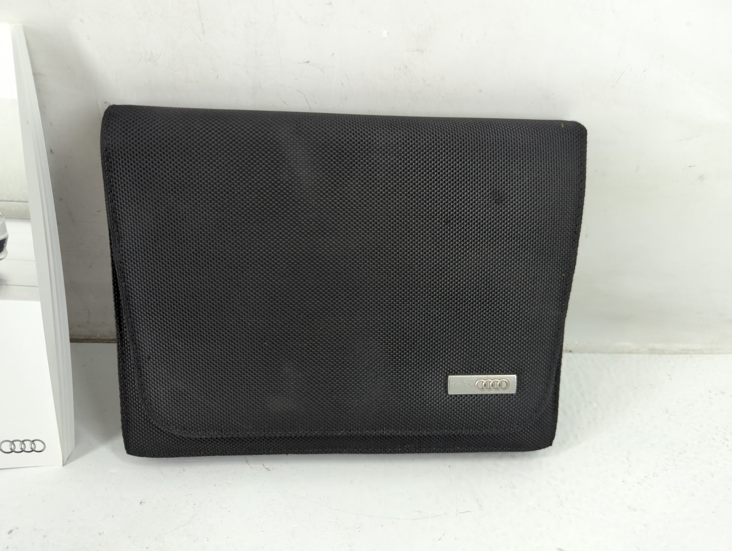 2017 Audi A5 Owners Manual Book Guide P/N:8T0012721BB OEM Used Auto Parts - Oemusedautoparts1.com