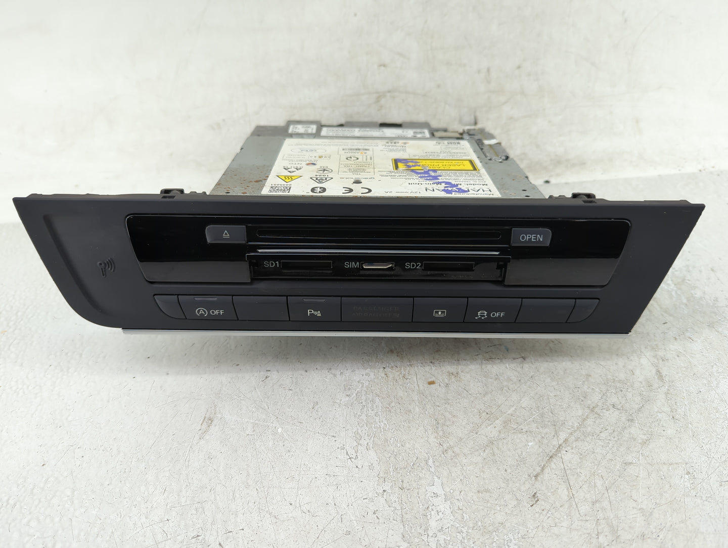 2017 Audi A6 Radio AM FM Cd Player Receiver Replacement P/N:4G1 035 025 C Fits OEM Used Auto Parts - Oemusedautoparts1.com