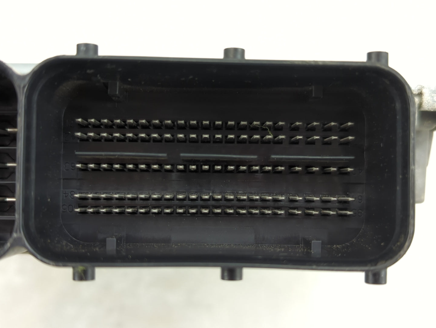 2017-2018 Audi A6 PCM Engine Control Computer ECU ECM PCU OEM P/N:4G2 907 551 C Fits Fits 2017 2018 OEM Used Auto Parts - Oe