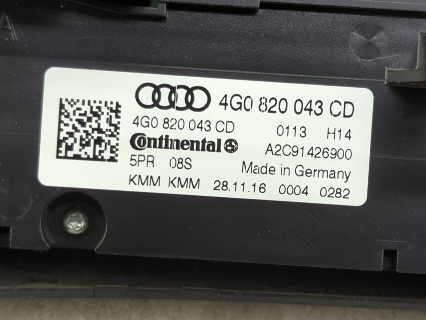 2016-2018 Audi A6 Climate Control Module Temperature AC/Heater Replacement P/N:4G0 820 043 CD Fits Fits 2016 2017 2018 OEM U