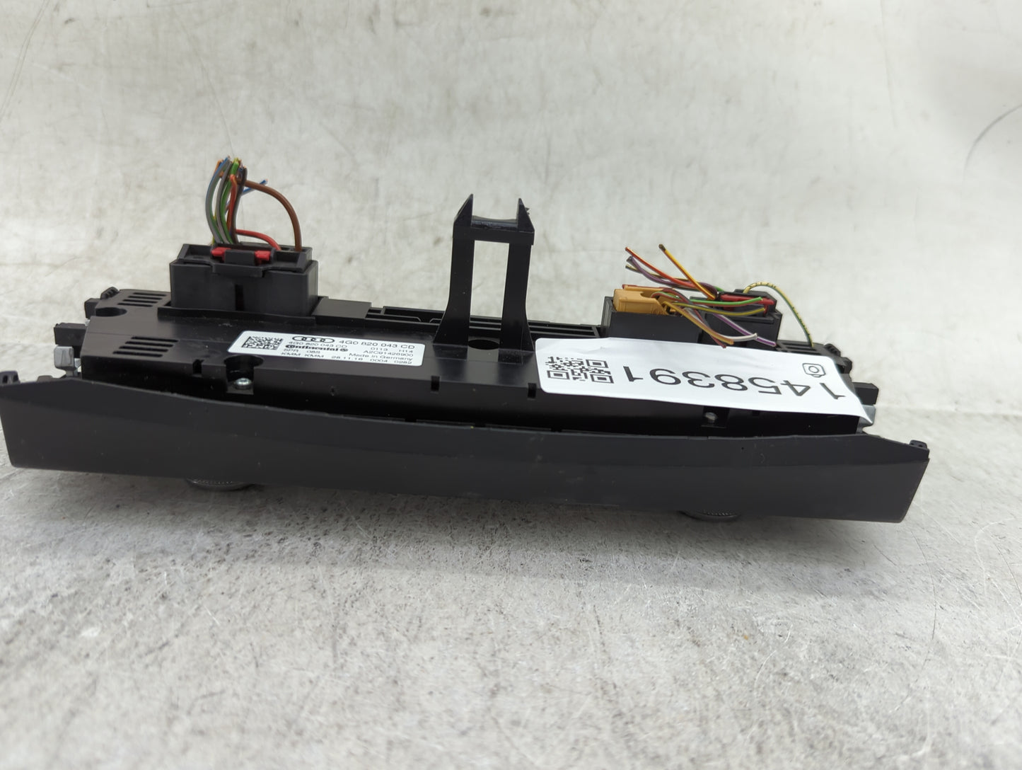 2016-2018 Audi A6 Climate Control Module Temperature AC/Heater Replacement P/N:4G0 820 043 CD Fits Fits 2016 2017 2018 OEM U