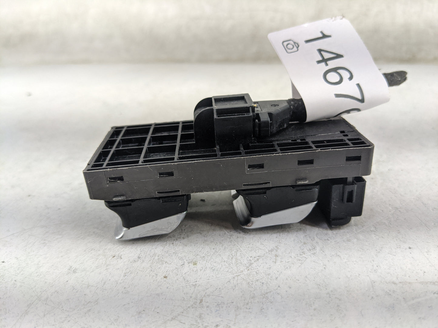 2017 Audi A6 Master Power Window Switch Replacement Driver Side Left Fits OEM Used Auto Parts - Oemusedautoparts1.com
