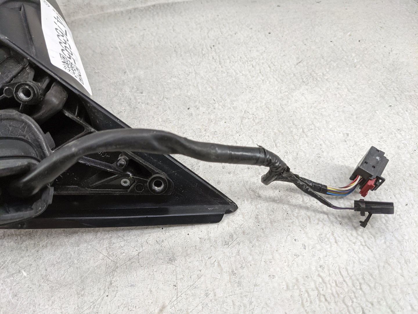 2017 Audi A6 Passenger Side View Mirror - Right Door Mirror OEM Used - Oemusedautoparts1.com