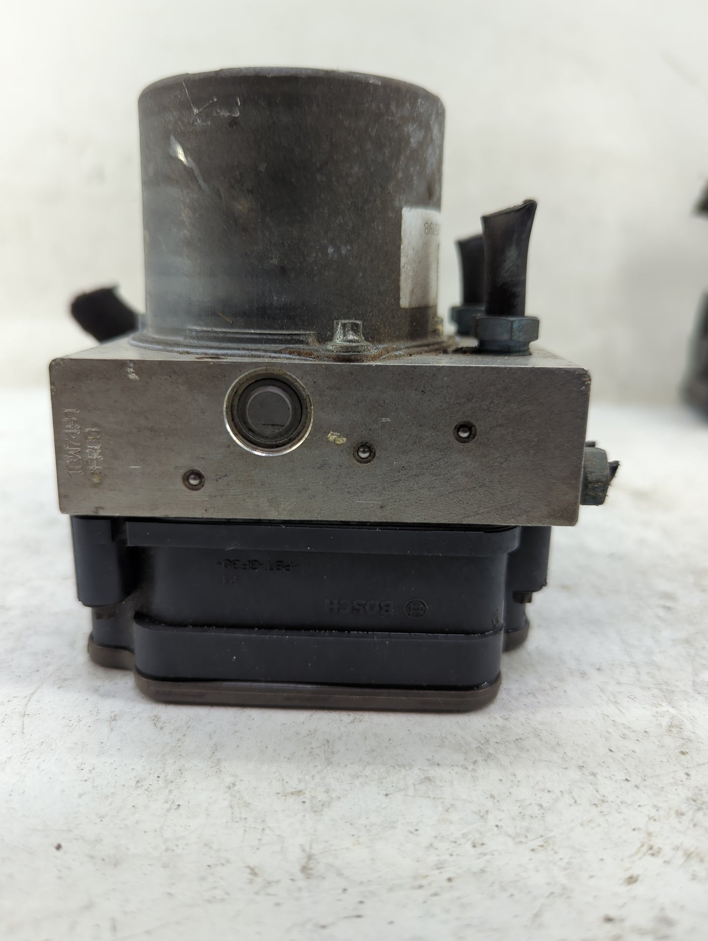 2015-2018 Audi A7 ABS Pump Control Module Replacement P/N:4G0907379S 0265956226 Fits Fits 2015 2016 2017 2018 OEM Used Auto 