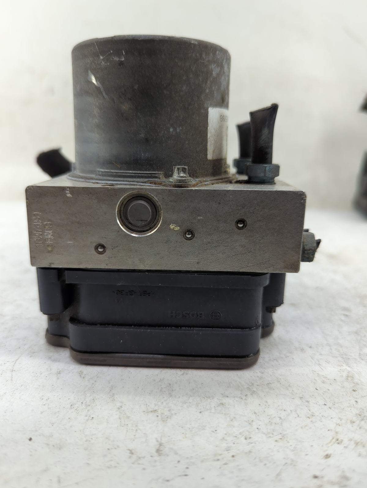 2015-2018 Audi A7 Anti-Lock Brake ABS Pump Module Actuator OEM P/N:4G0907379S 0265956226 Fits Fits 2015 2016 2017 2018 OEM U