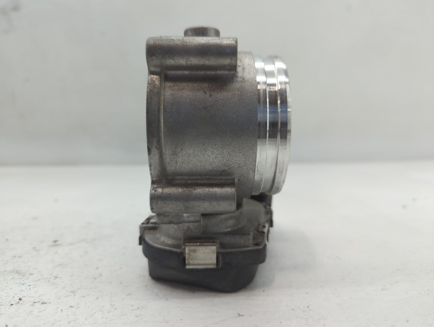 2012-2018 Audi A7 Throttle Body P/N:06E 133 062 H Fits Fits 2008 2009 2010 2011 2012 2013 2014 2015 2016 2017 2018 2019 OEM 