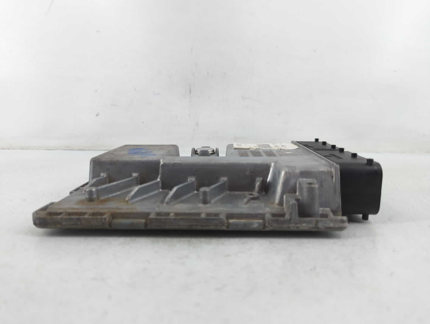 2017-2018 Audi A7 PCM Engine Control Computer ECU ECM PCU OEM P/N:4G2 907 551 C 4G2 907 5512 C Fits Fits 2017 2018 OEM Used 