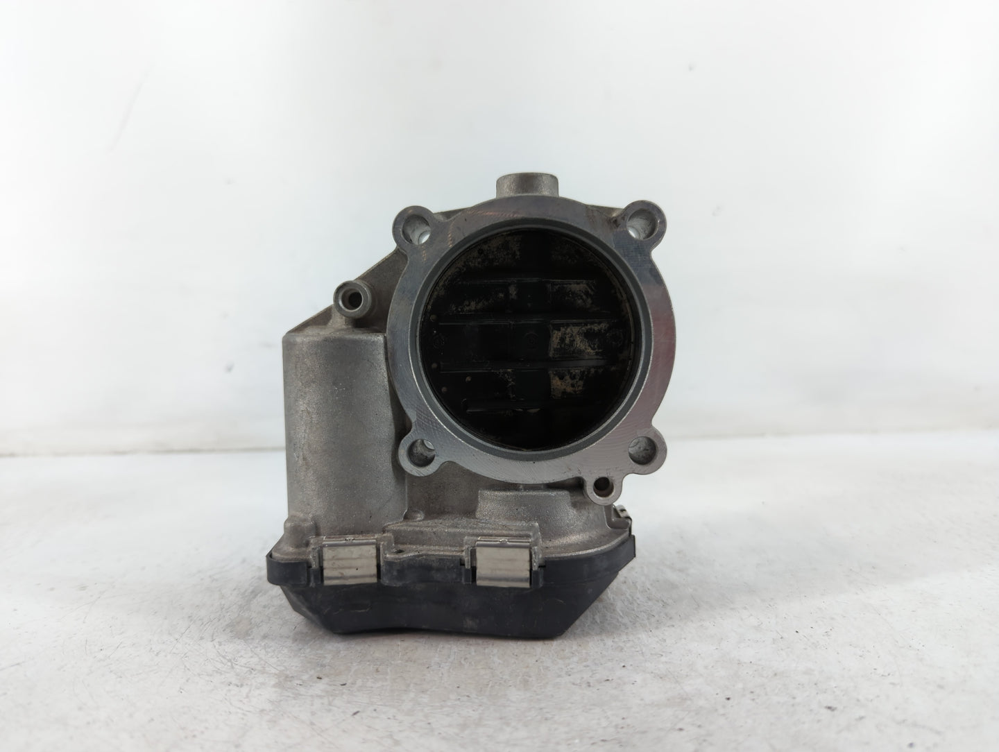 2012-2018 Audi A7 Throttle Body P/N:A2C82493600 06E 133 062 H Fits OEM Used Auto Parts - Oemusedautoparts1.com