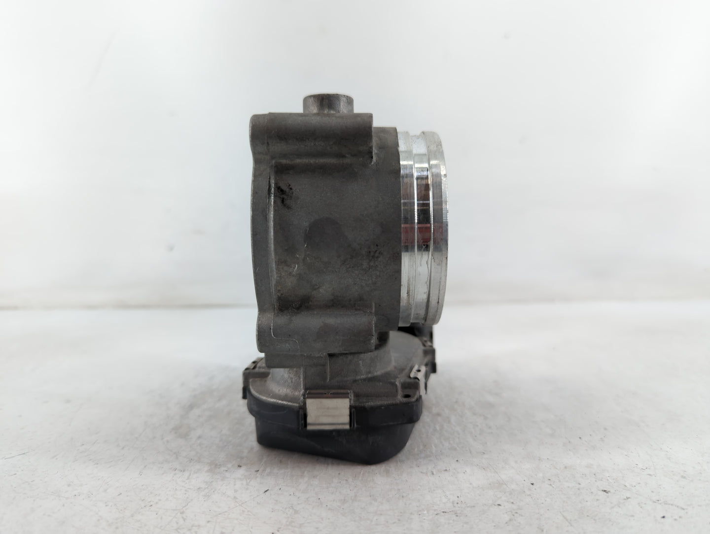 2012-2018 Audi A7 Throttle Body P/N:A2C82493600 06E 133 062 H Fits OEM Used Auto Parts - Oemusedautoparts1.com