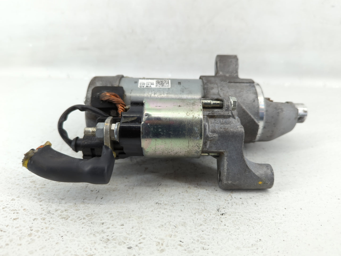 2014-2018 Audi A8 Car Starter Motor Solenoid OEM P/N:4280000-7927 06E 911 024 A Fits Fits 2014 2015 2016 2017 2018 OEM Used 