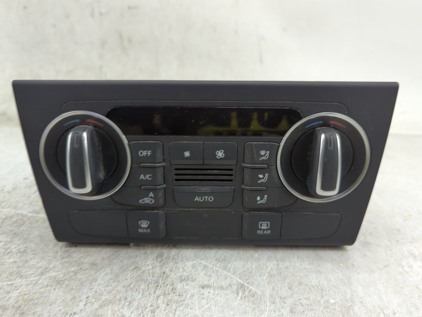 2017-2018 Audi Q3 Climate Control Module Temperature AC/Heater Replacement P/N:8U0820043H A2C11656000 Fits Fits 2017 2018 OE