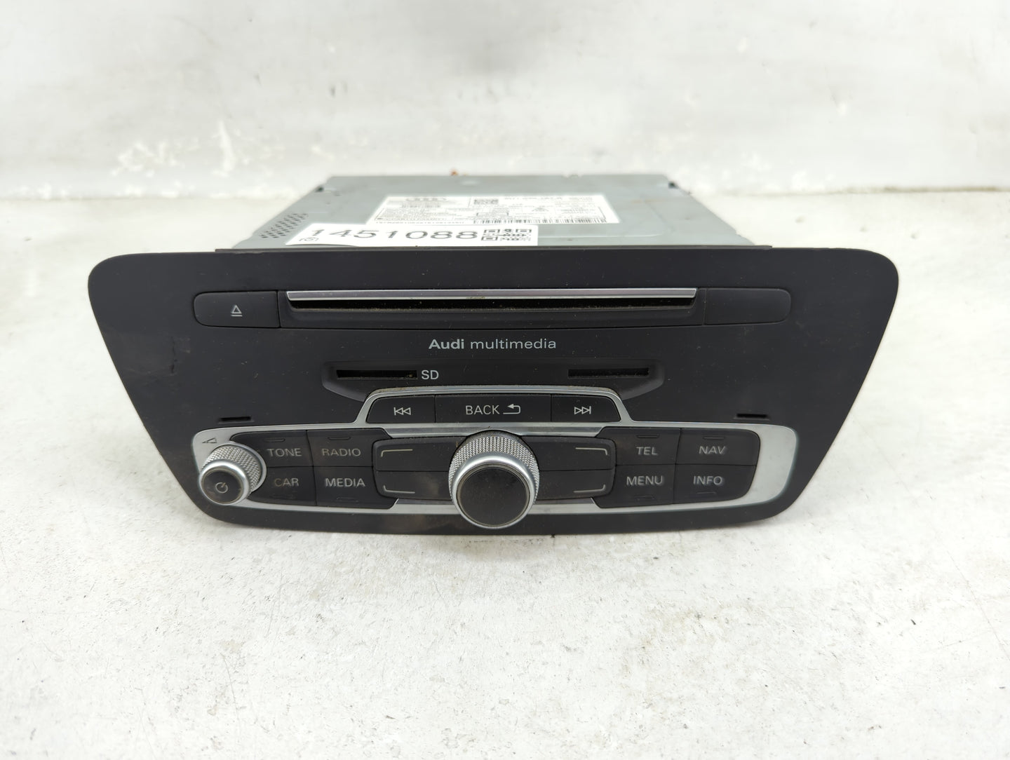 2017-2018 Audi Q3 Radio AM FM Cd Player Receiver Replacement P/N:8U1035187B 8U1035187A, 28510635 Fits Fits 2017 2018 OEM Use