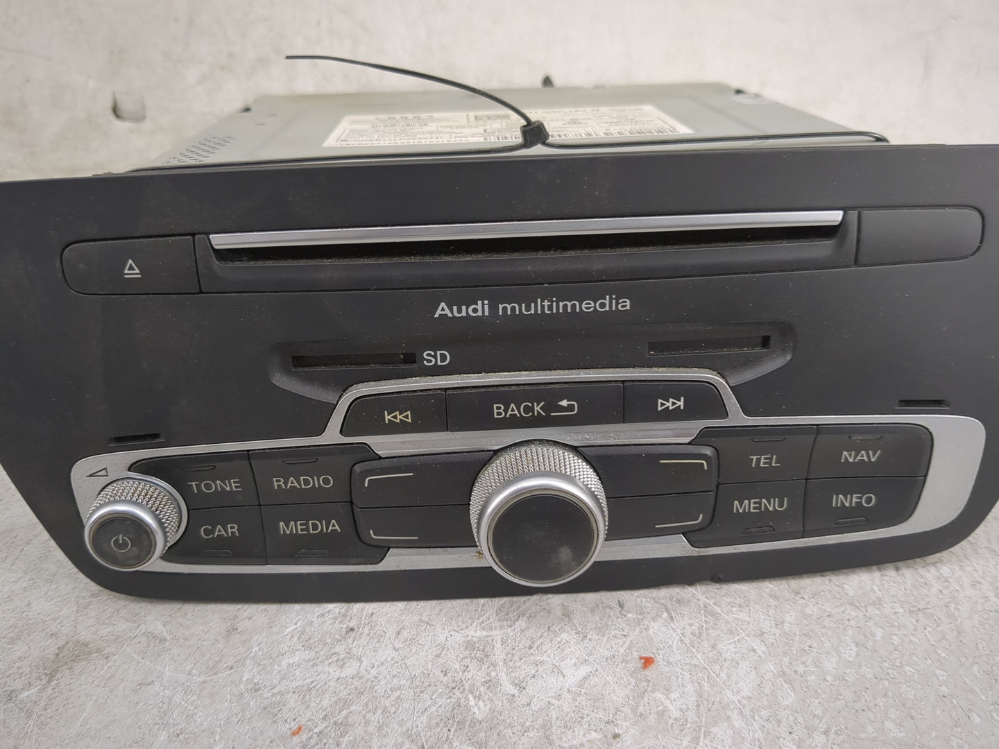 2015-2018 Audi Q3 Radio Control Panel - Oemusedautoparts1.com
