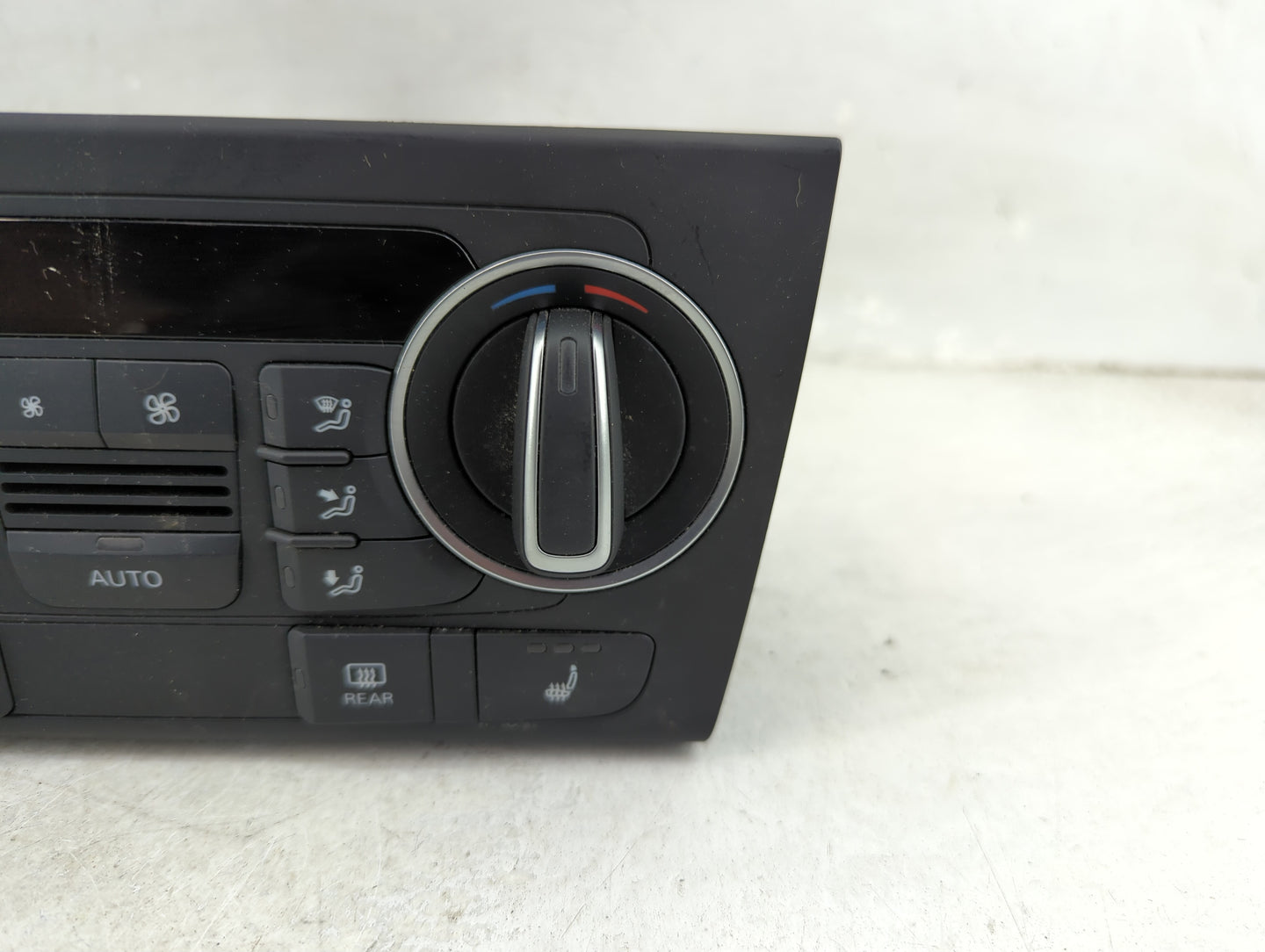 2017-2018 Audi Q3 Climate Control Module Temperature AC/Heater Replacement P/N:8U0820043H A2C11656000 Fits Fits 2017 2018 OE