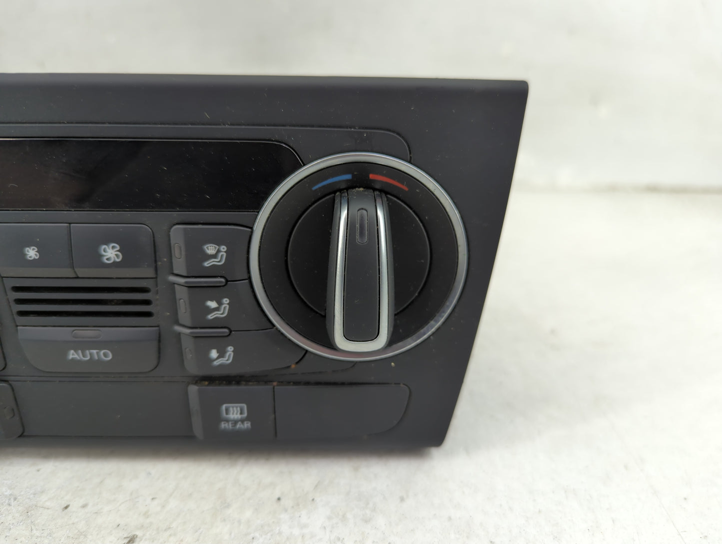 2017 Audi Q3 Climate Control Module Temperature AC/Heater Replacement P/N:8U0820043H Fits OEM Used Auto Parts - Oemusedautop