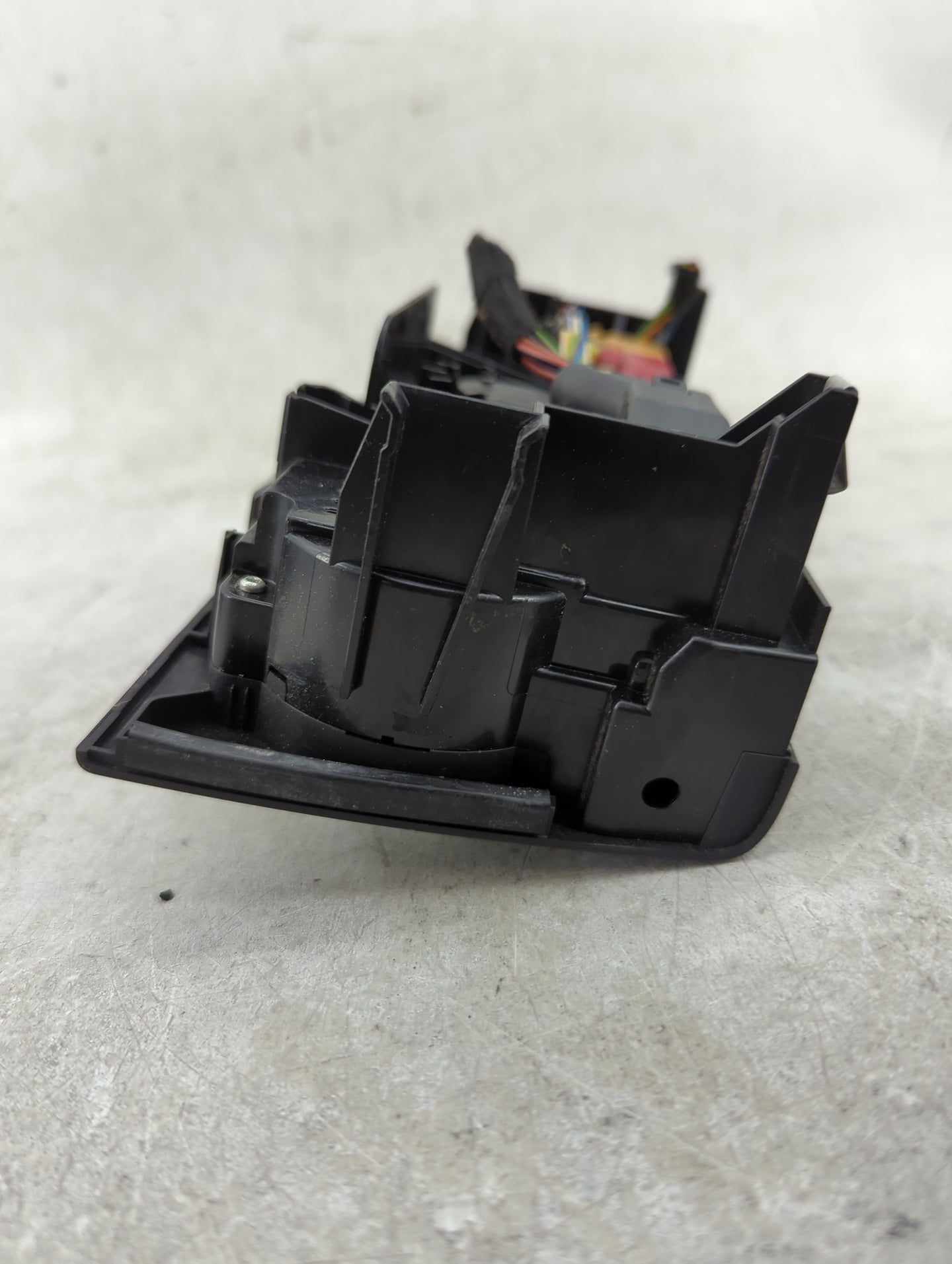2017-2018 Audi Q3 Climate Control Module Temperature AC/Heater Replacement P/N:8U0820043J A2C11656300 Fits Fits 2017 2018 OE