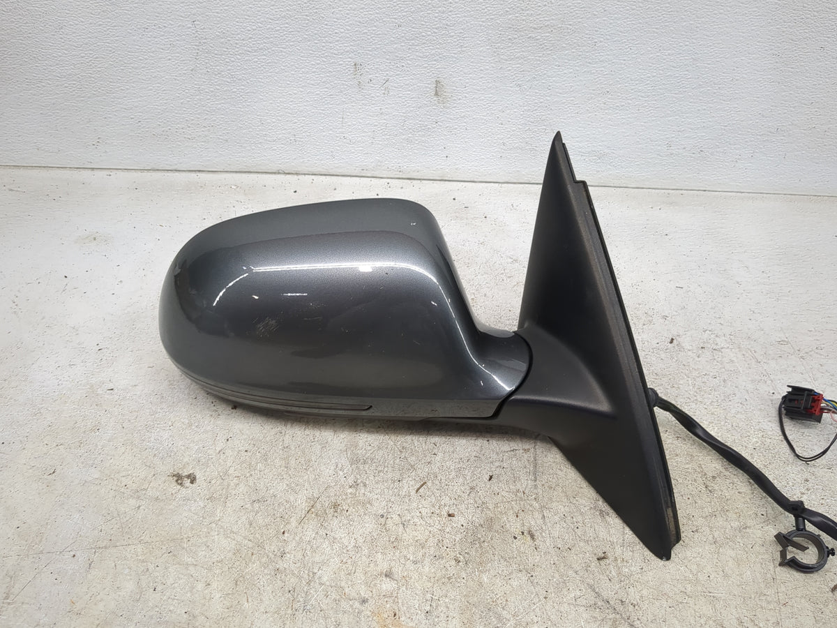 2015-2018 Audi Q3 Passenger Side View Mirror - Right Door Mirror OEM Used - Oemusedautoparts1.com