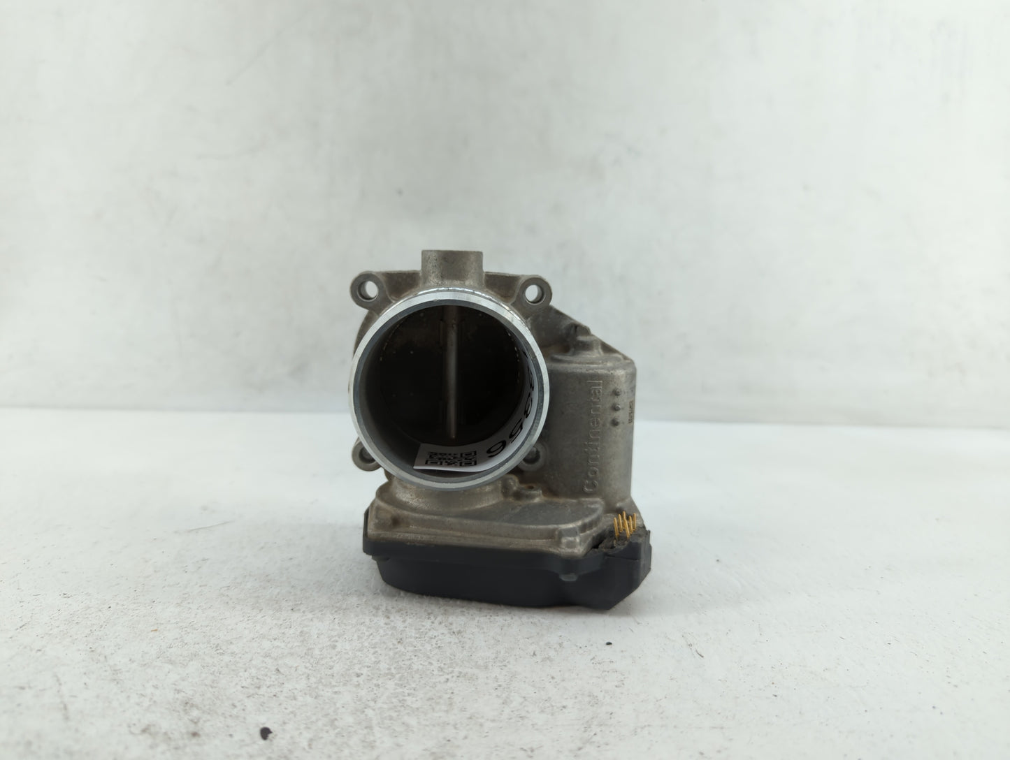 2015-2018 Audi Q3 Throttle Body P/N:06F 133 062 G 06F 133 062 Q Fits OEM Used Auto Parts - Oemusedautoparts1.com