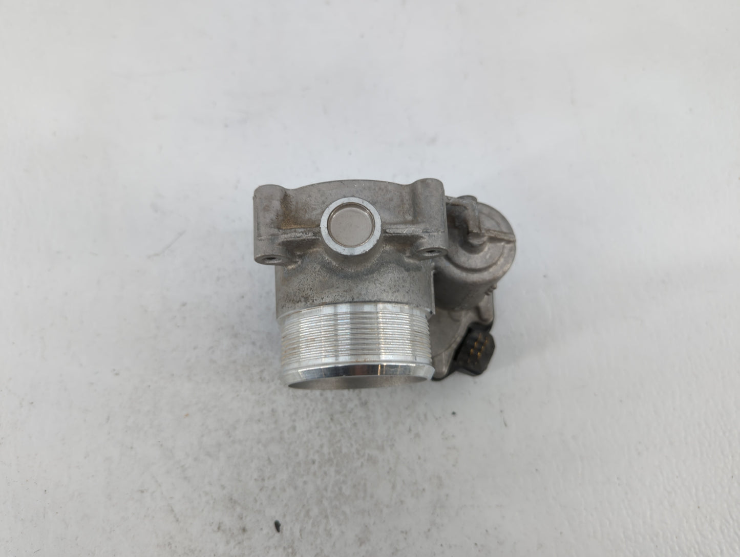 2015-2018 Audi Q3 Throttle Body P/N:06F 133 062 G 06F 133 062 Q Fits OEM Used Auto Parts - Oemusedautoparts1.com