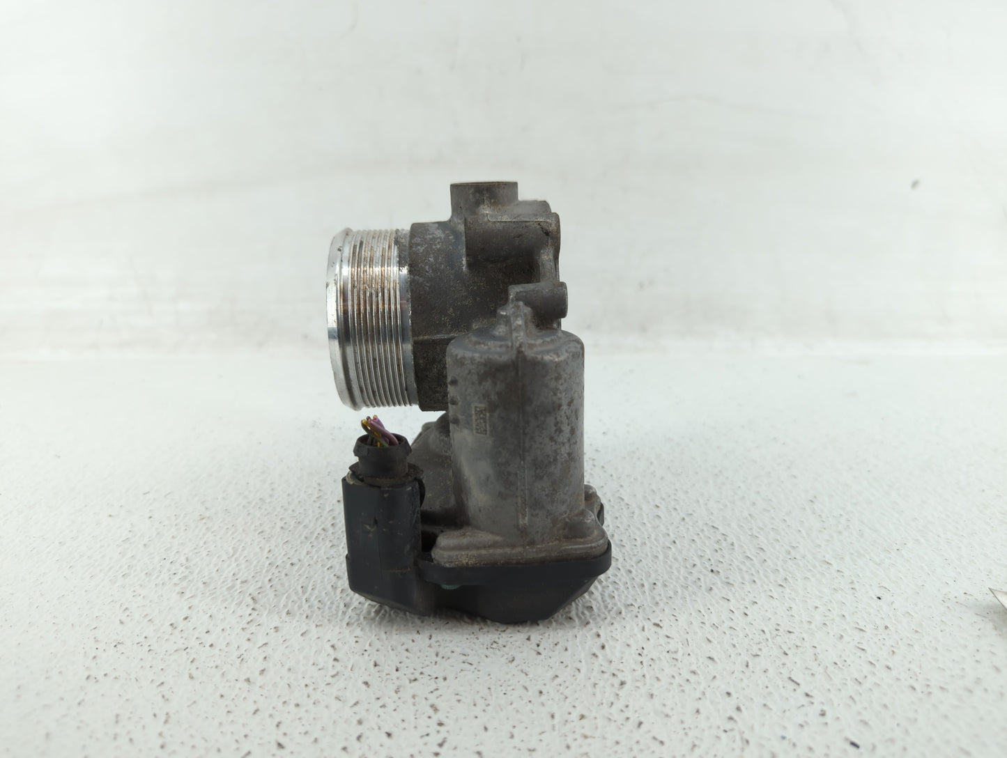 2015-2018 Audi Q3 Throttle Body P/N:06F 133 062 T 06F 133 062 Q Fits OEM Used Auto Parts - Oemusedautoparts1.com