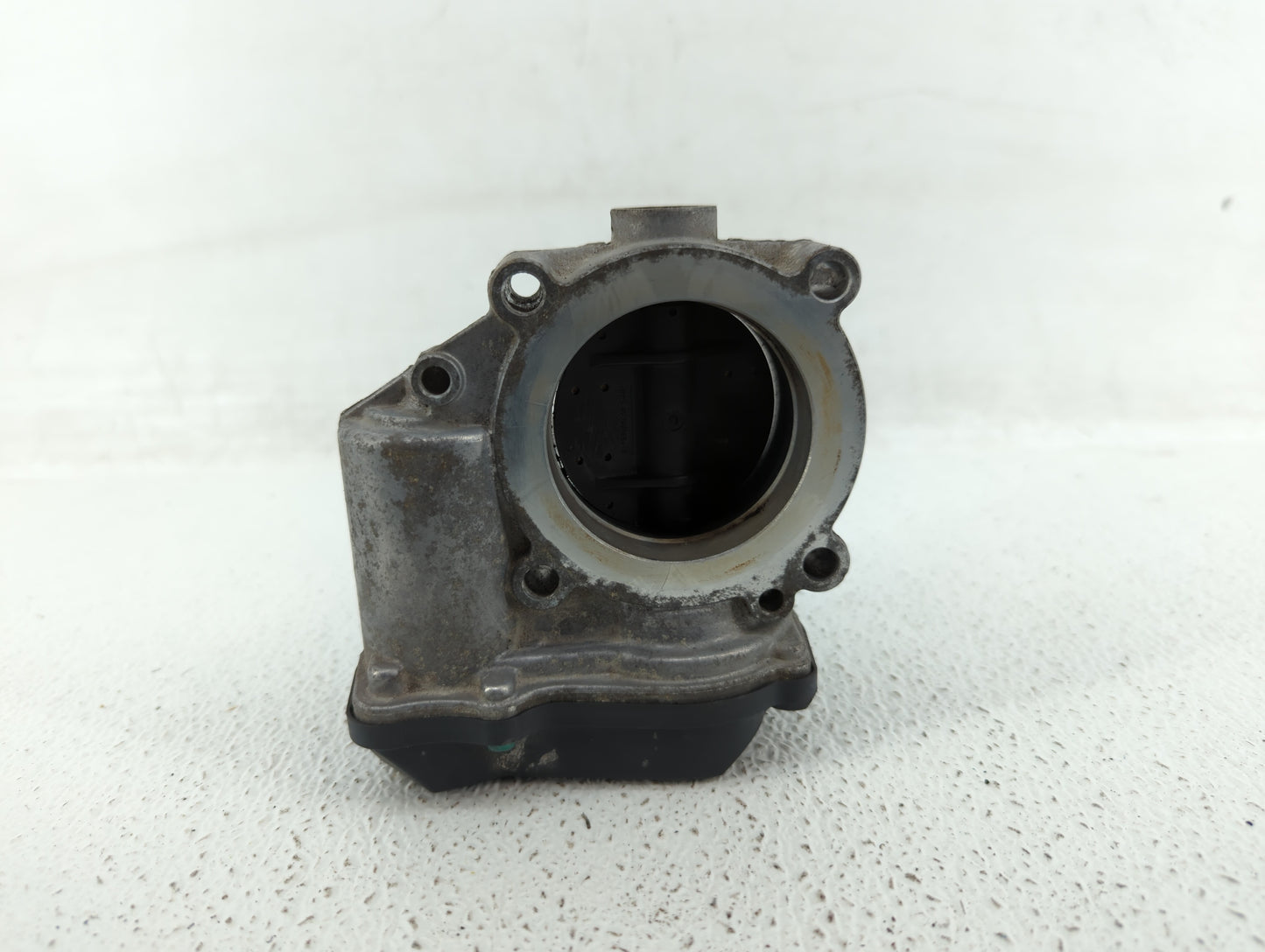 2015-2018 Audi Q3 Throttle Body P/N:06F 133 062 T 06F 133 062 Q Fits OEM Used Auto Parts - Oemusedautoparts1.com
